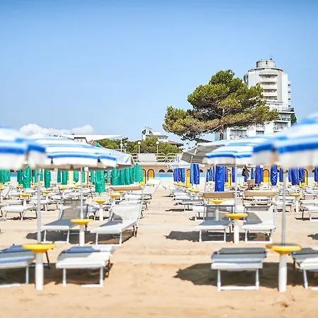 Bella Venezia Mare Готель